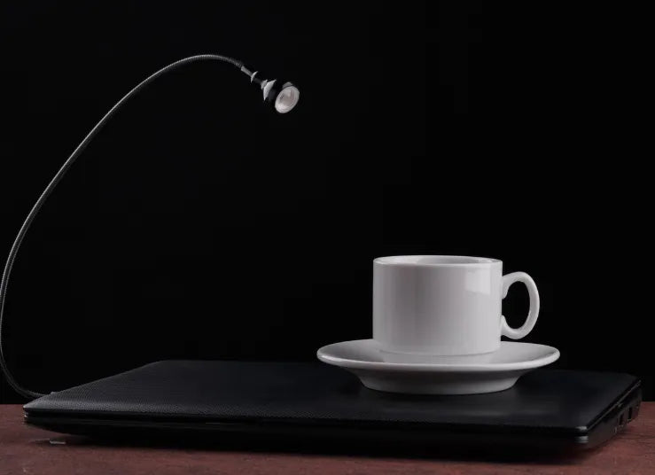 USB-LED-Lampe - eine hervorragende Lösung als Arbeits-, Büro- oder Reisebeleuchtung. · Möbelzubehör – zdjęcie 1