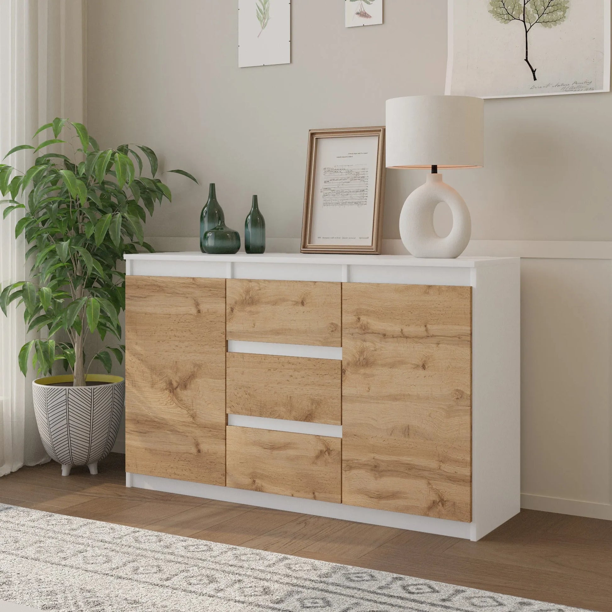 MIKEL - Kommode / Sideboard mit 3 Schubladen und 2 Türen - Weiß Matt / Wotan Eiche H75cm B120cm T35cm – Furnica