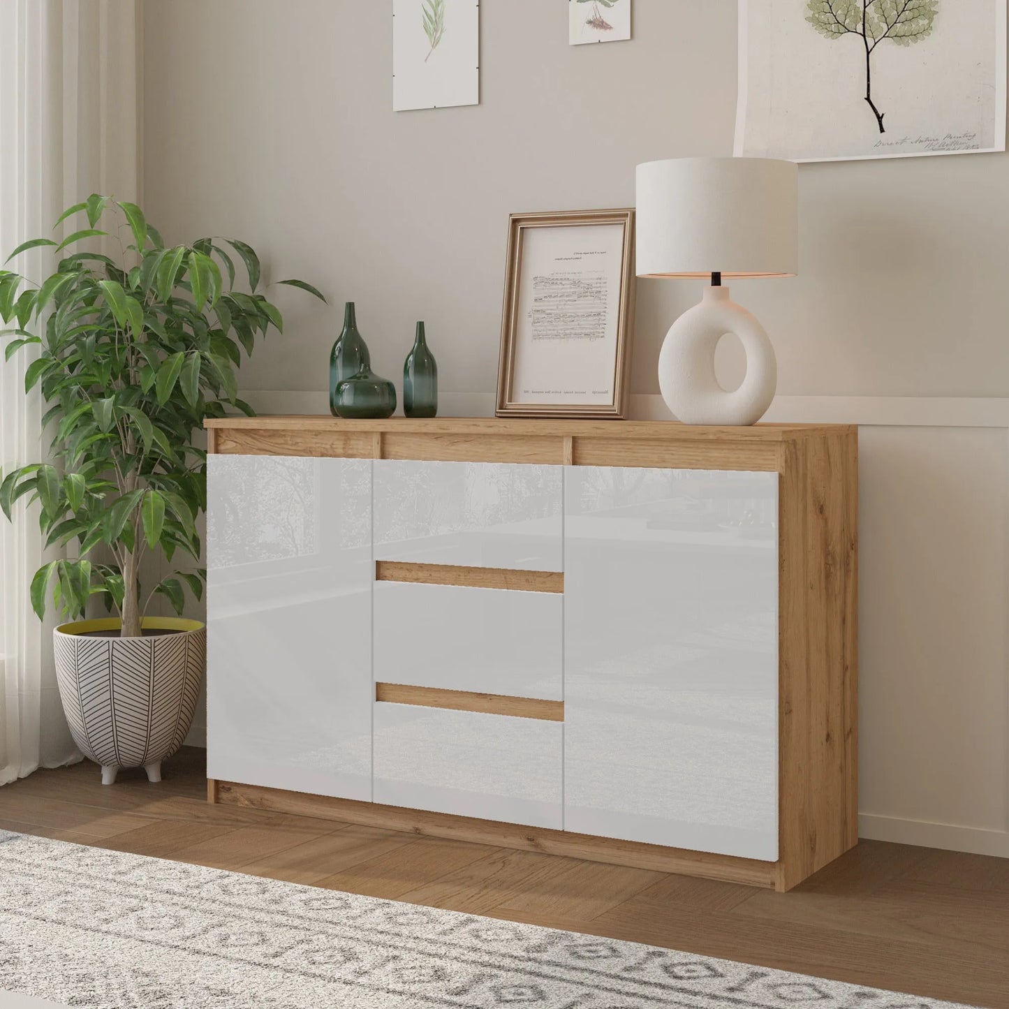 MIKEL - Kommode / Sideboard mit 3 Schubladen und 2 Türen - Wotan Eiche / Weiß Gloss H75cm B120cm T35cm – Furnica